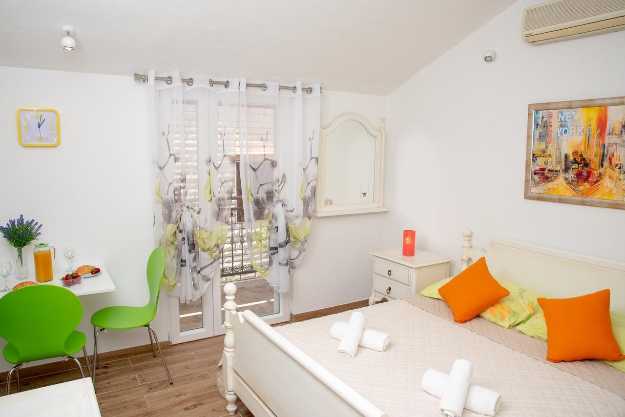 Apartment Ariana Бол Екстериор снимка